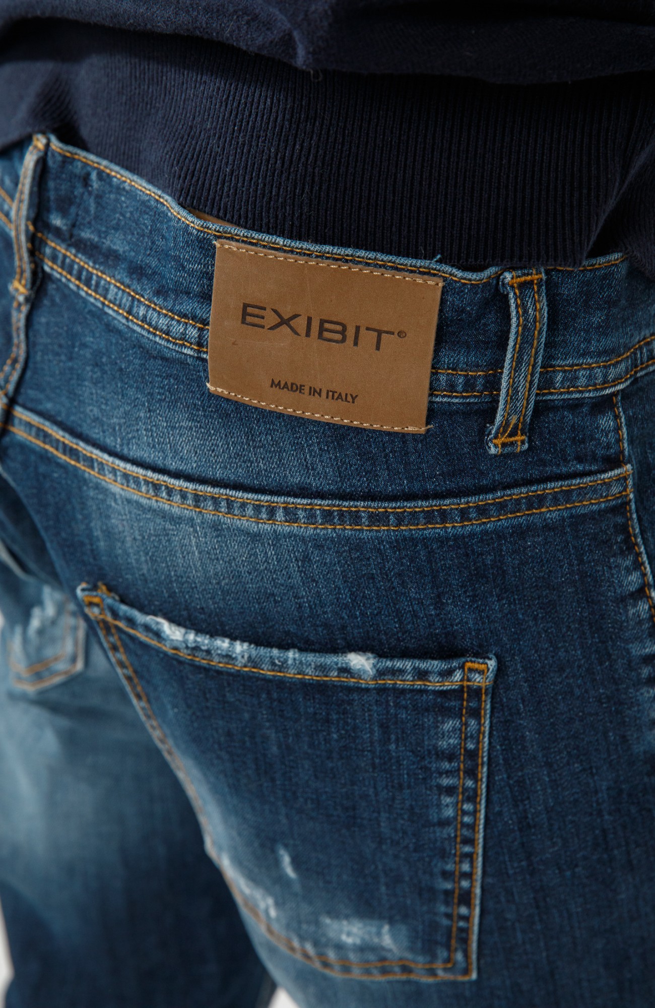 Джинси Exibit