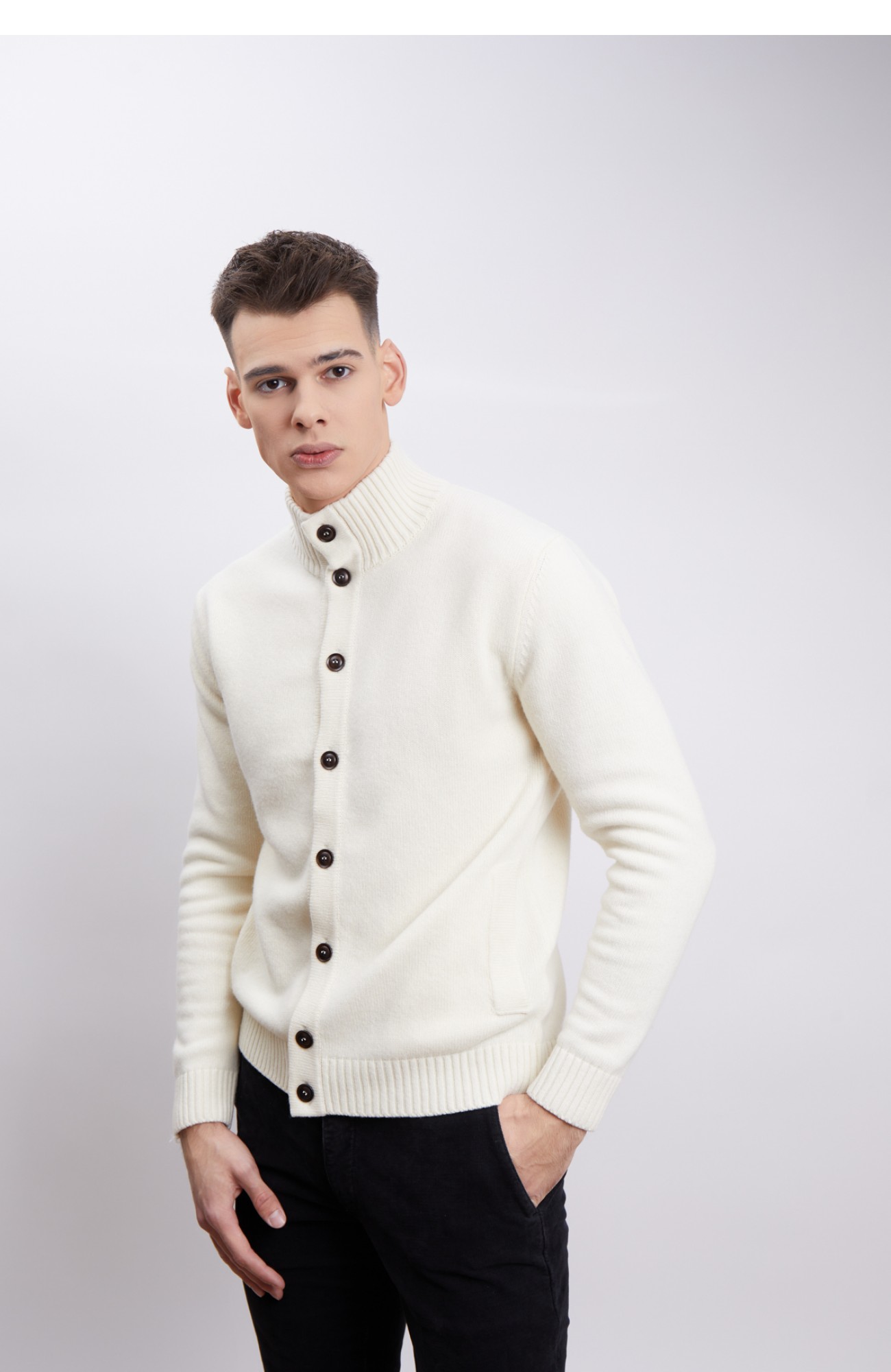 Кардиган WOOL CO Чоловічий вʼязаний білий кардиган з вовною.