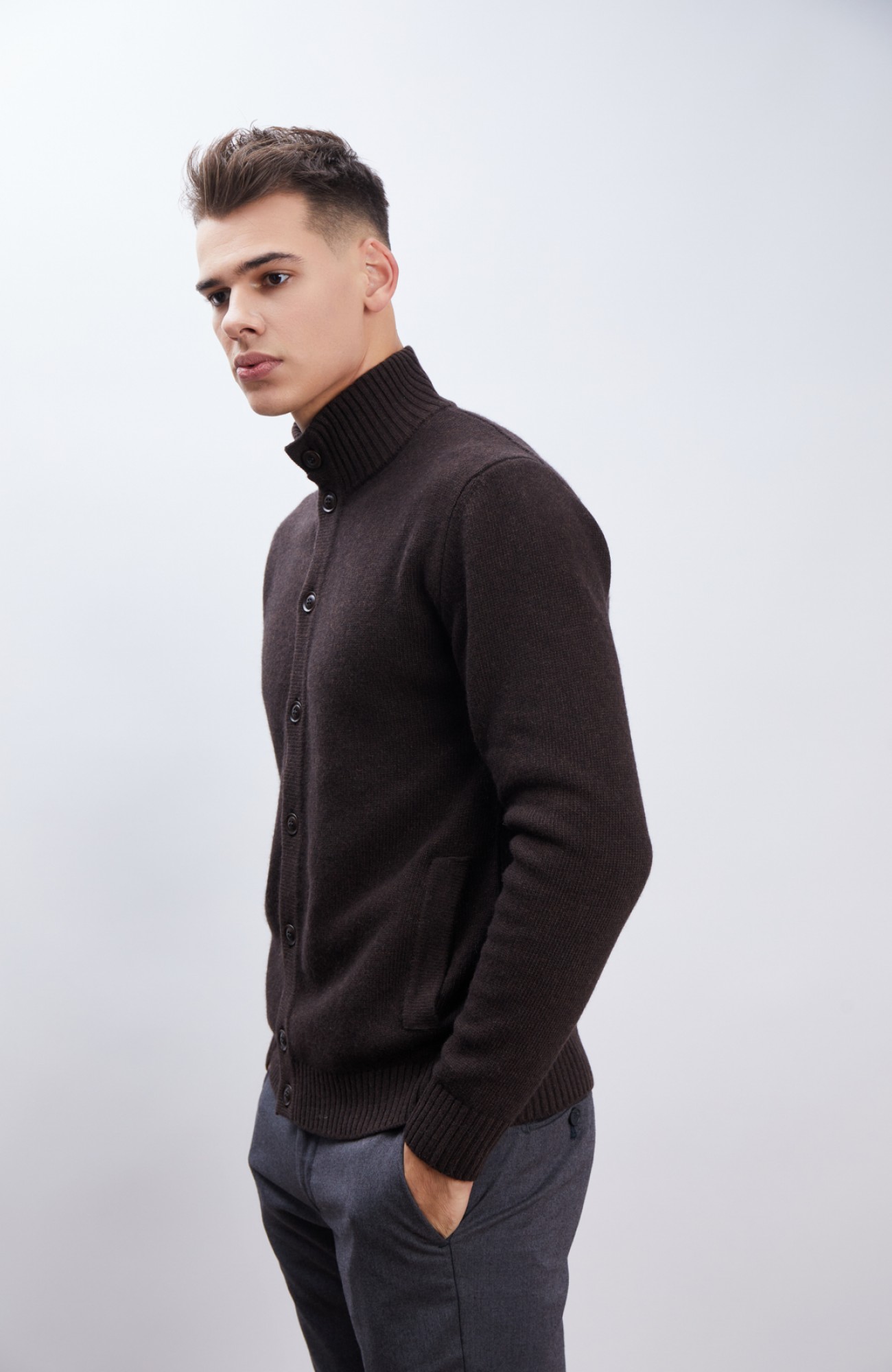 Кардиган WOOL CO Чоловічий вʼязаний коричневий кардиган з вовною.