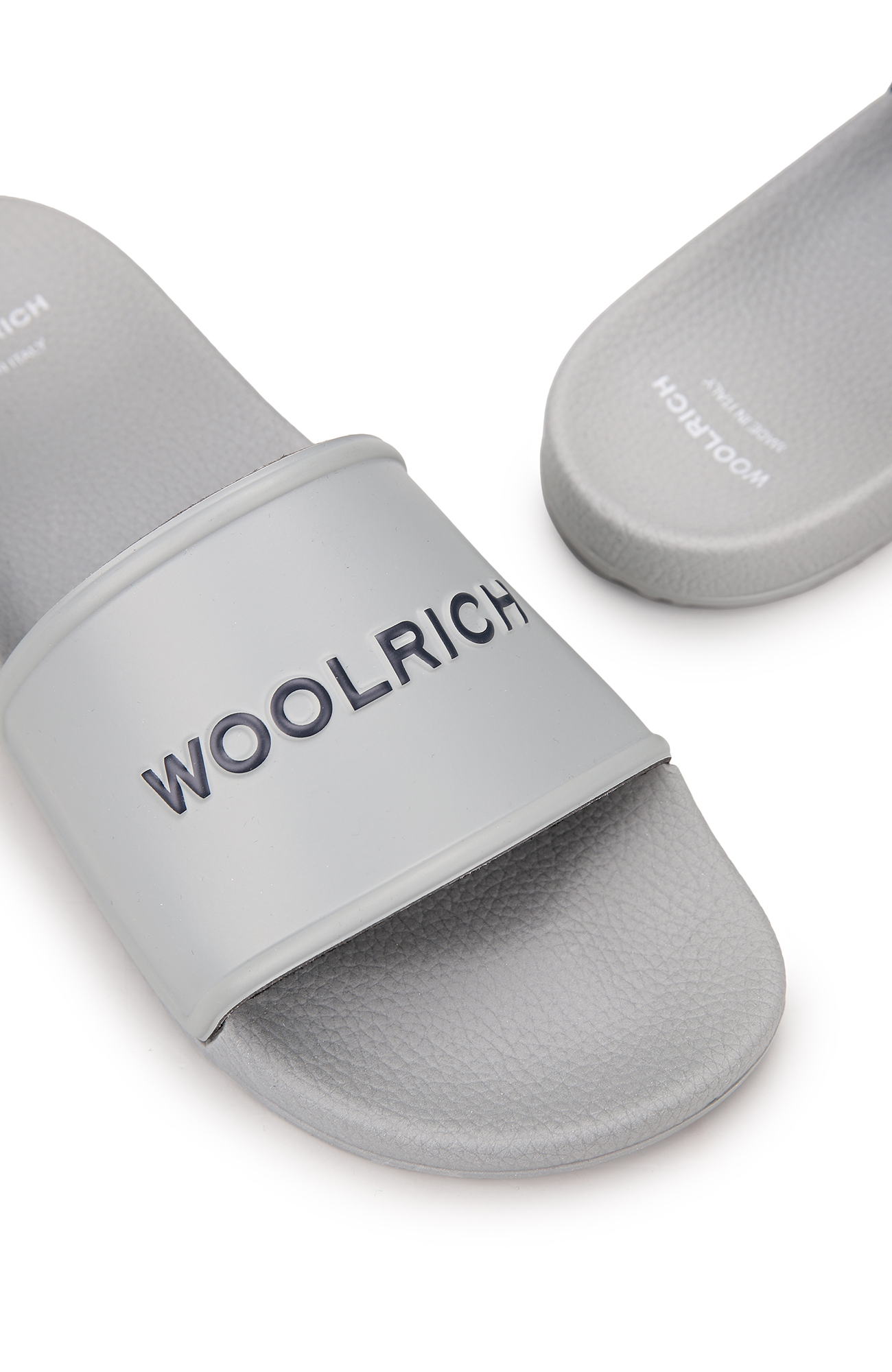 Шльопанці Woolrich